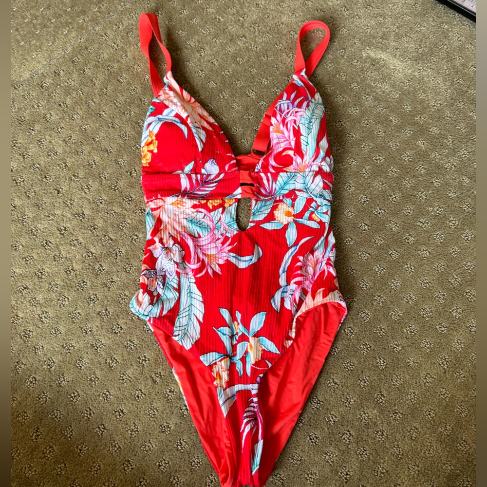 Women’s S Bathing Suit